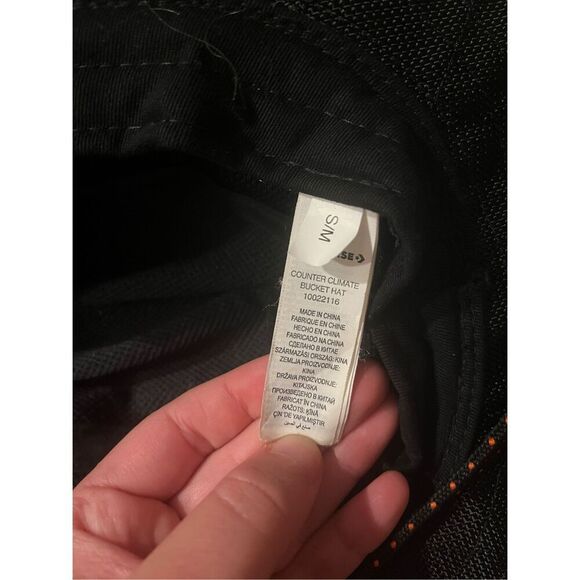 Converse Black Boonie Hat with Chin Strap – Unisex Outdoor Bucket Cap size S/M - Picture 4 of 5